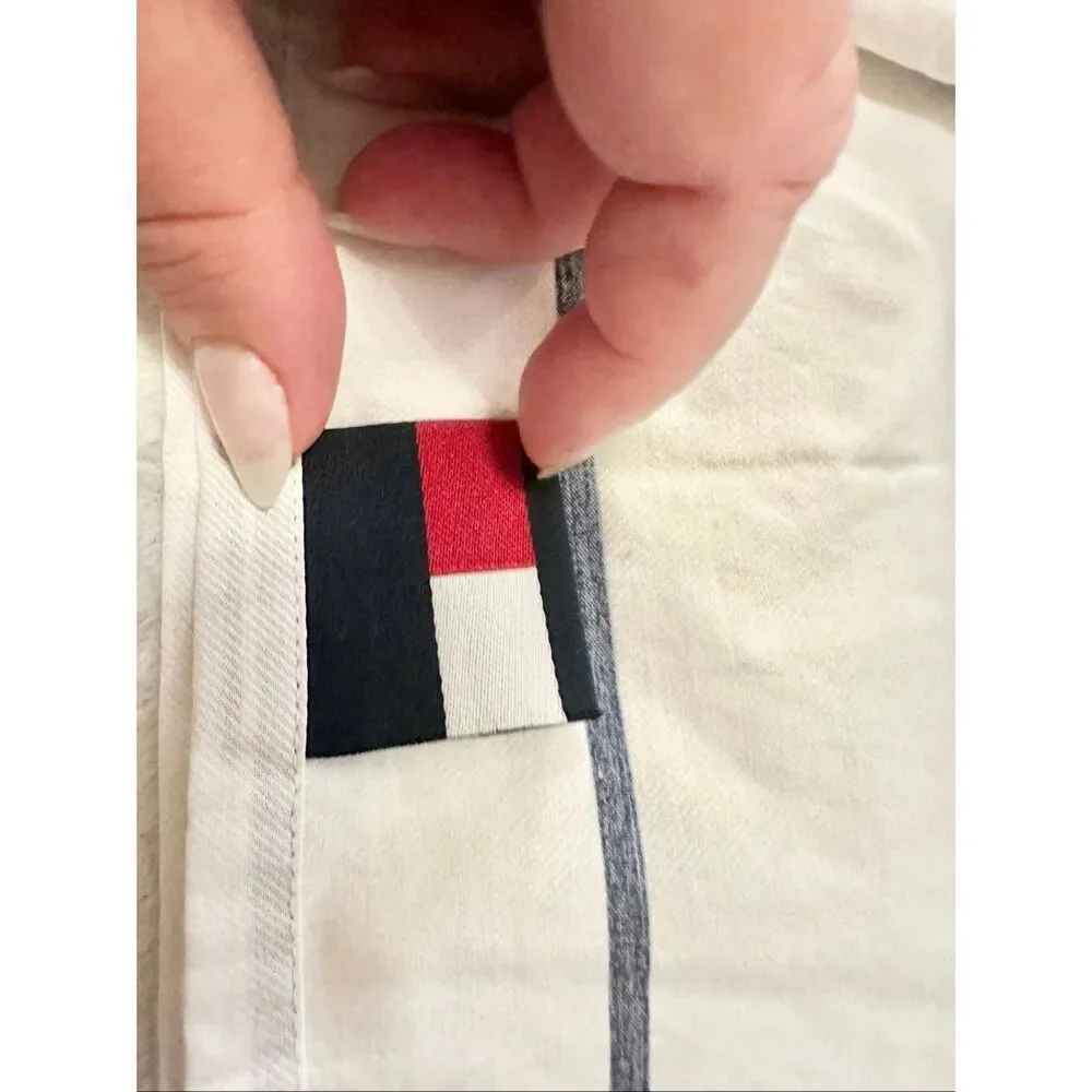 Tommy Hilfiger blue and white stripe bedsheet - full bed size